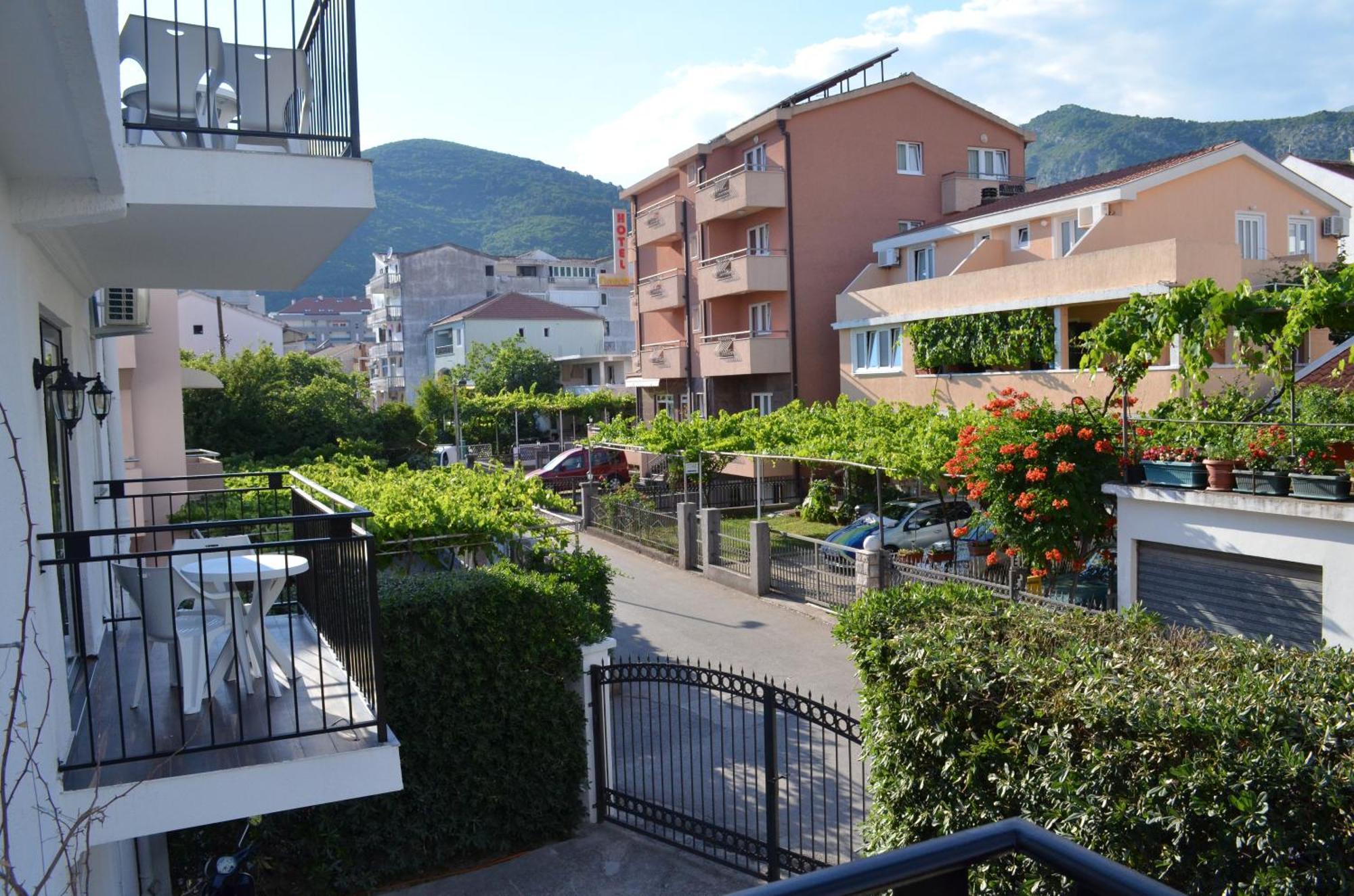 Casablanca Apartments 布德瓦 外观 照片